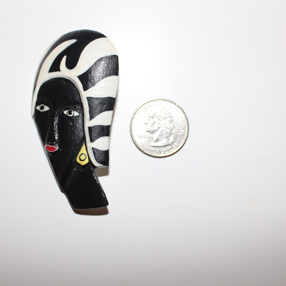 Pier 1 Import Brooch